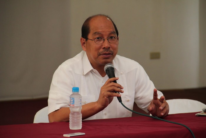 Bộ trưởng Tài chính Philippines Florencio Abad